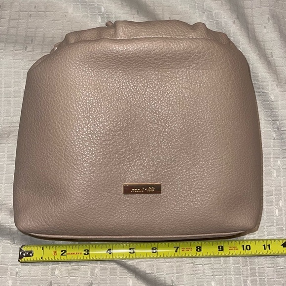 Vegan Leather Handbag & Cosmetic Bag 2-Piece Set - Picture 7 of 14